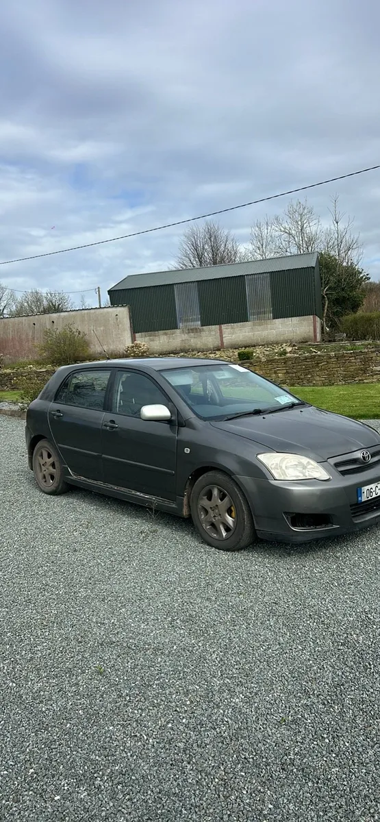 E12 Corolla 2 litre t3 - Image 1
