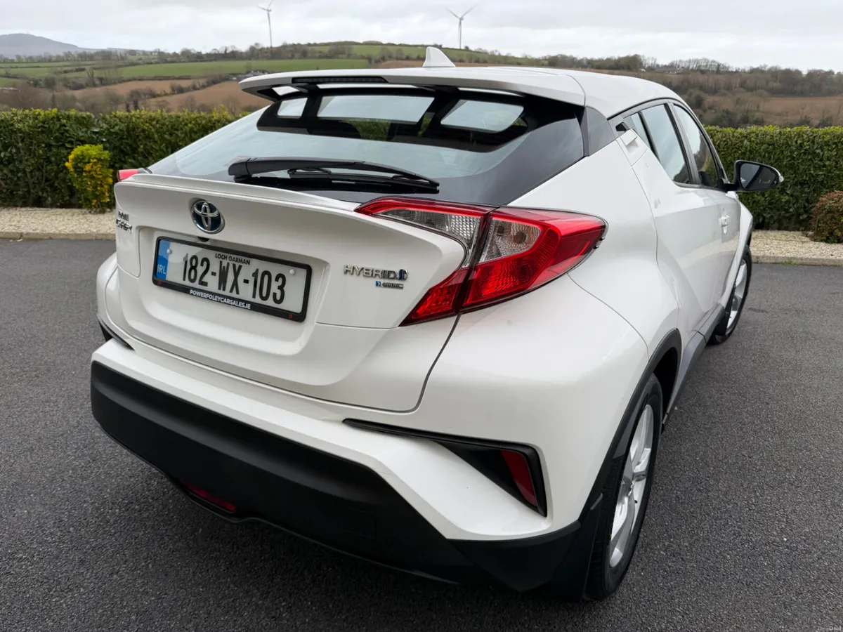 2918 (182)Toyota C-HR 1.8 Hybrid Luna NCT 07/28 - Image 3
