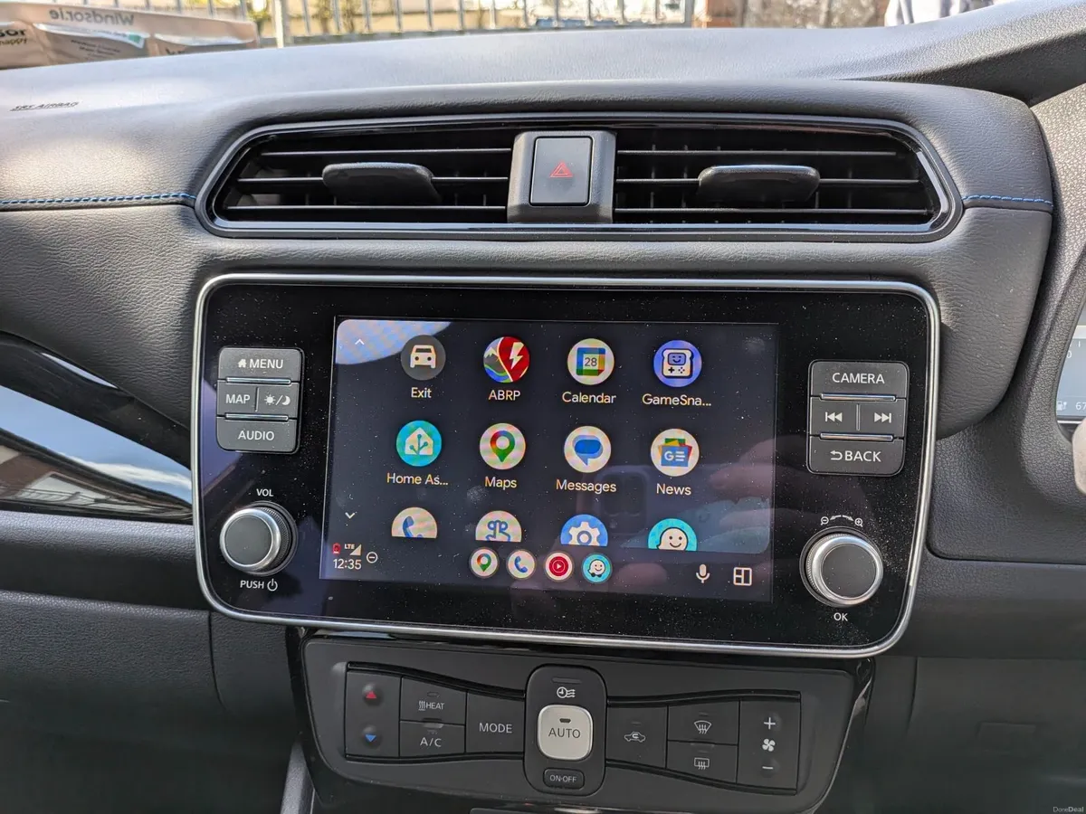 Nissan Leaf SV Premium 62KW with Cold Pack - Image 4