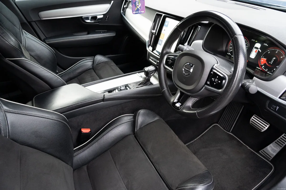 2018 Volvo S90 R-DESIGN - Image 2