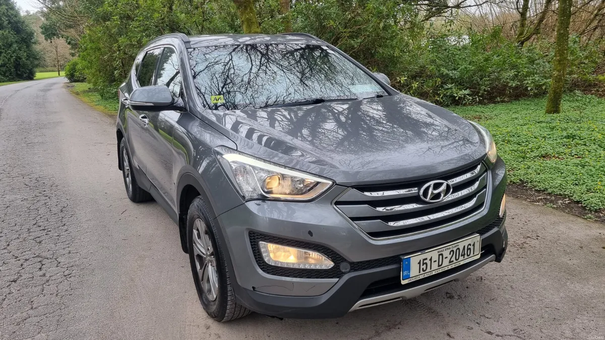 Hyundai Santa Fe 2.2 Executive 4x4 7 Seater - Image 1