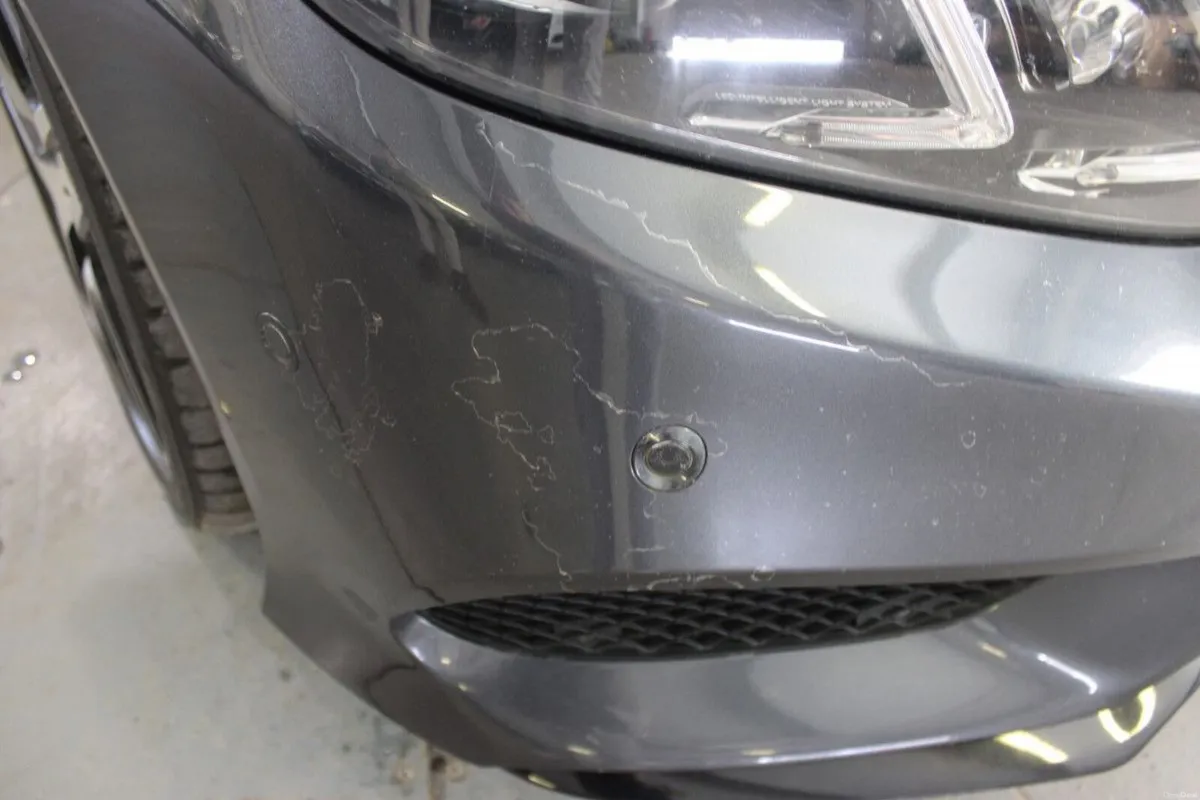 Mercedes-Benz E-Class E220  AMG NIGHT EDITION AUTO - Image 3