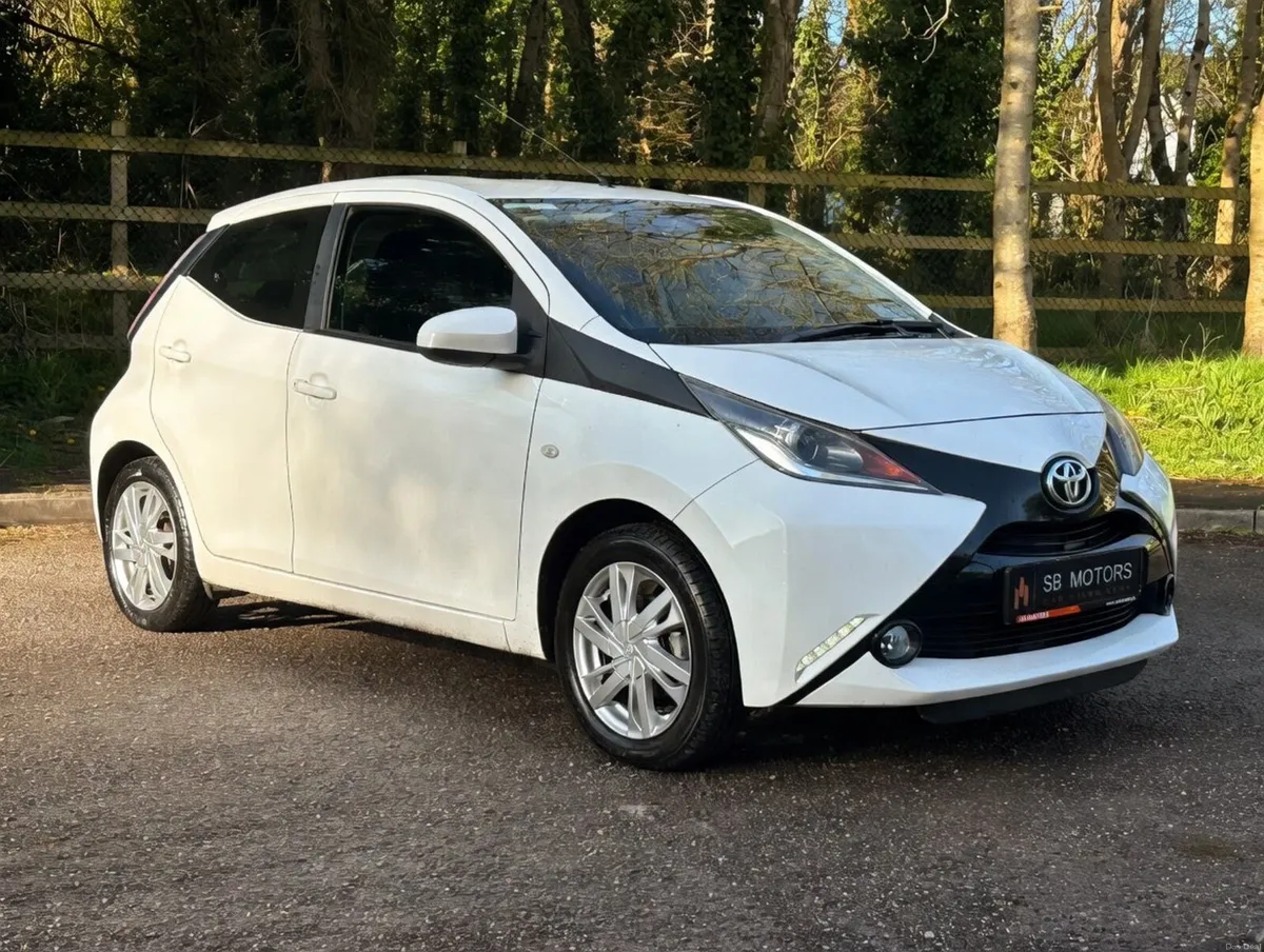 2016 TOYOTA AYGO 1.0 X-PLAY 55K 1 OWNER CAR! - Image 1