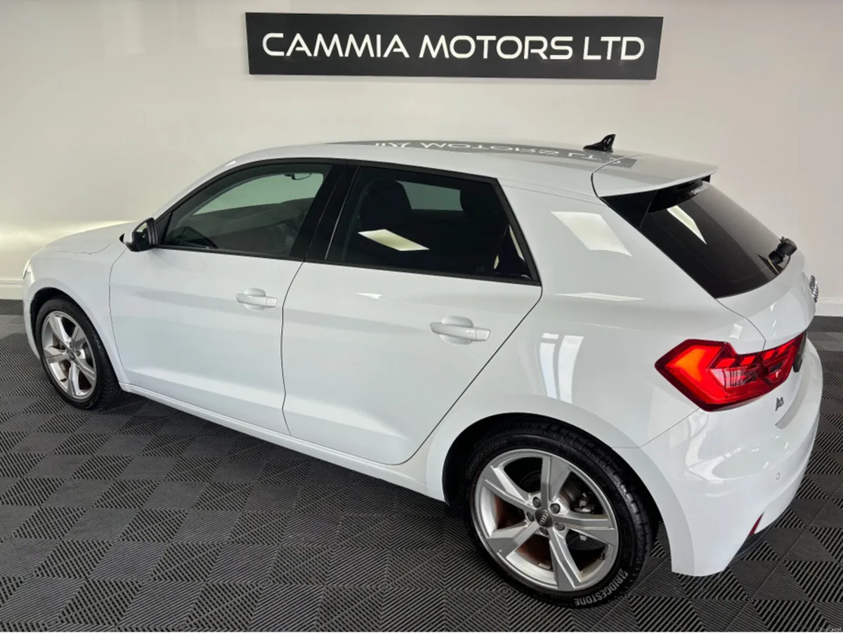 Audi A1 AUDI A1 1.0 PETROL AUTOMATIC*KEYLESS ENTRY - Image 3