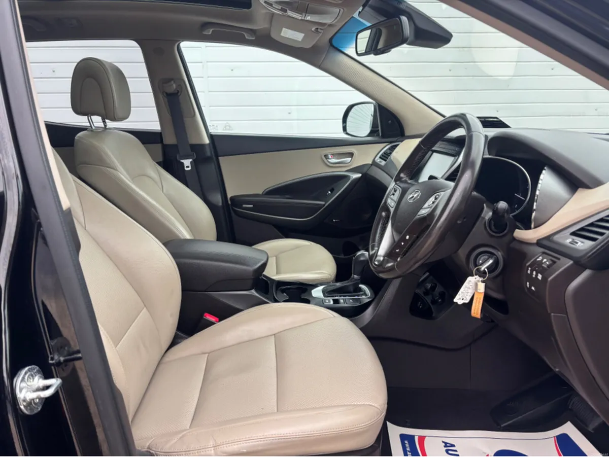 Hyundai Santa Fe PREMIUM 5DR AUTO - Image 6