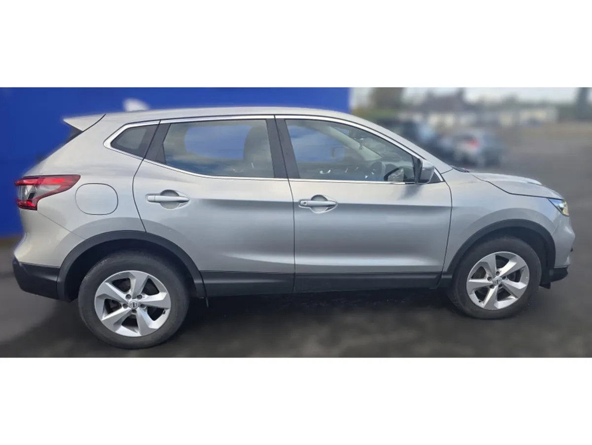 Nissan Qashqai 1.5 DCI ACENTA PREMIUM 115PS 5DR - Image 3