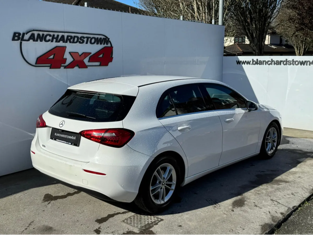 Mercedes-Benz A-Class 180 1.3 PETROL MANUAL - Image 2