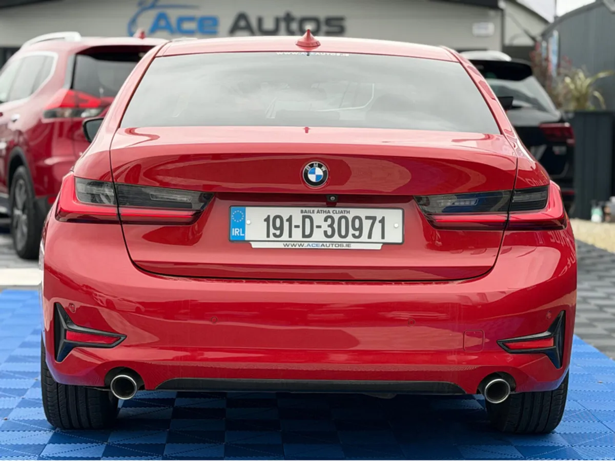 BMW 3-Series SPORT - 2.0L DIESEL - MANUAL - 12M WA - Image 4