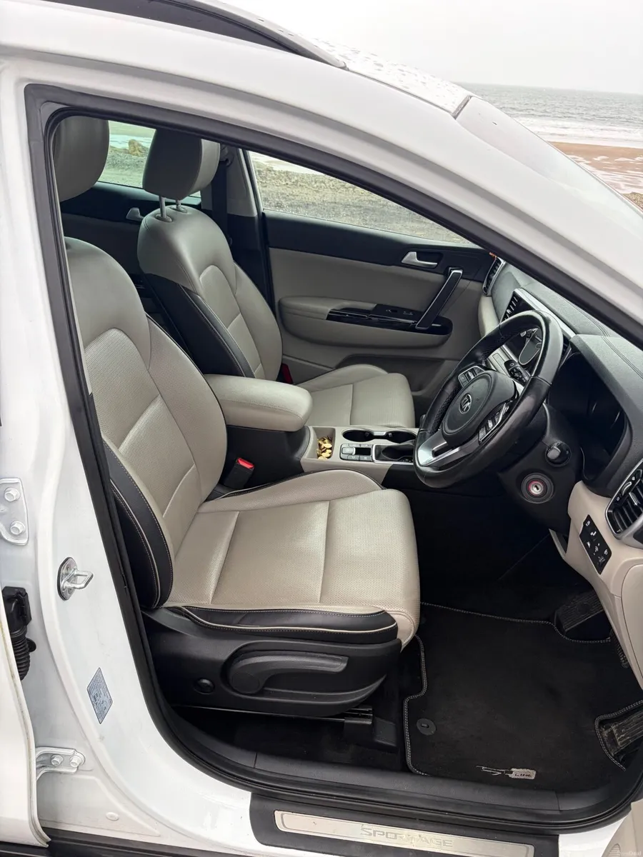 Kia Sportage 2021 - Image 3