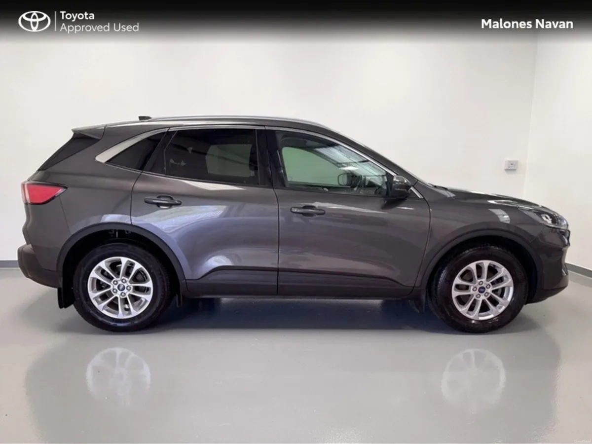 Ford Kuga TITANIUM 1.5 TD 120 S6.2 M6 F 4DR - Image 3