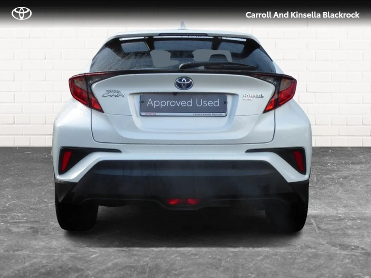 Toyota C-HR Hybrid Sport - Image 4