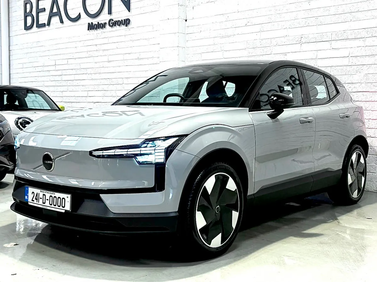 *2024*1 OWNER VOLVO EX30 PLUS 69KWH 200KW - Image 3