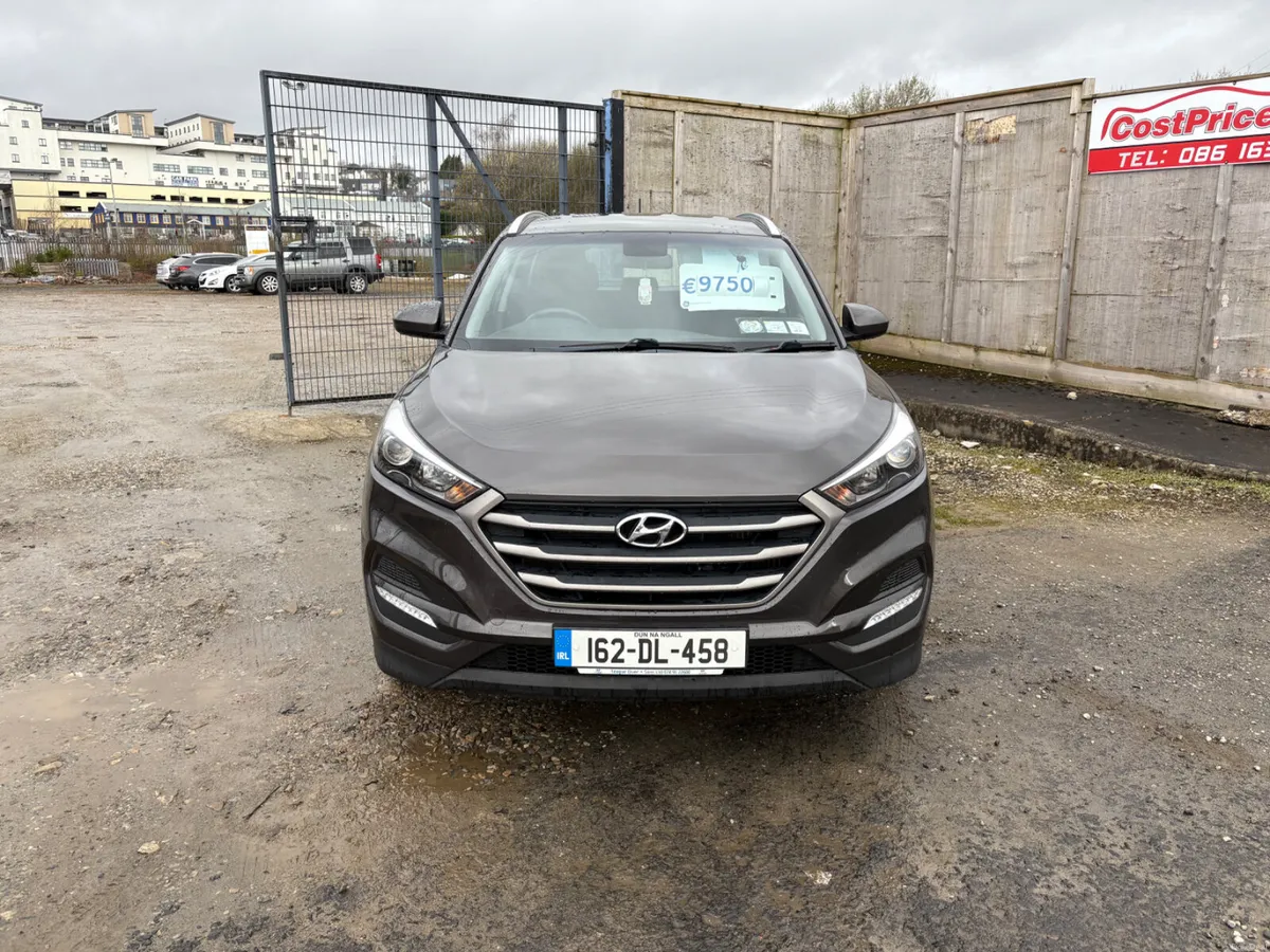 Hyundai Tucson 2016 LOW KMS - Image 2