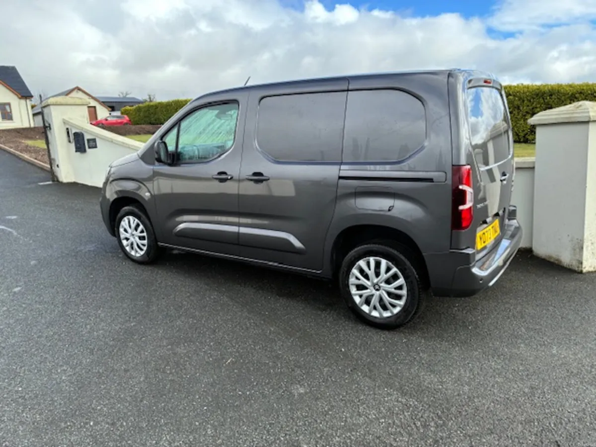 Citroen Berlingo Driver ** €215 VRT ** - Image 2