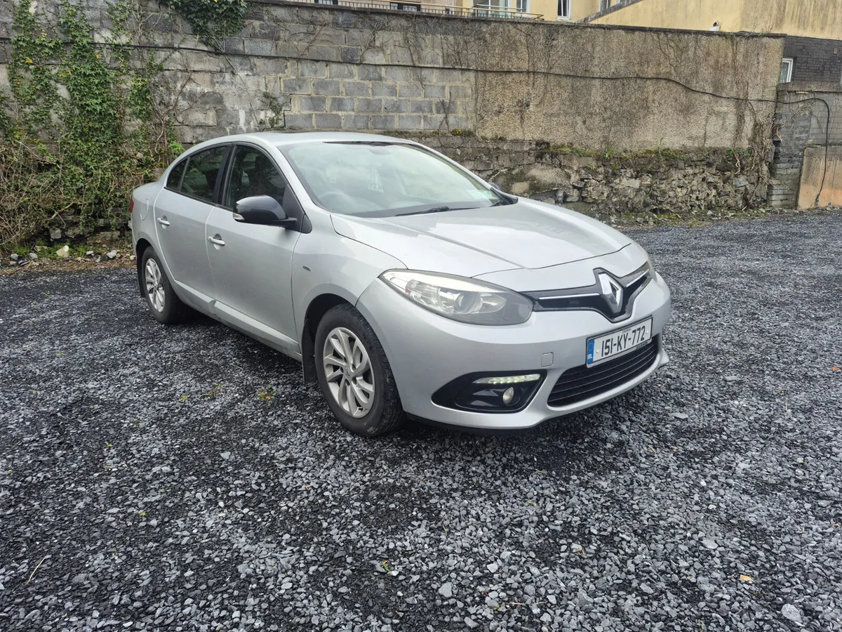 2015 Renault Fluence NCT 05/26 - Image 1