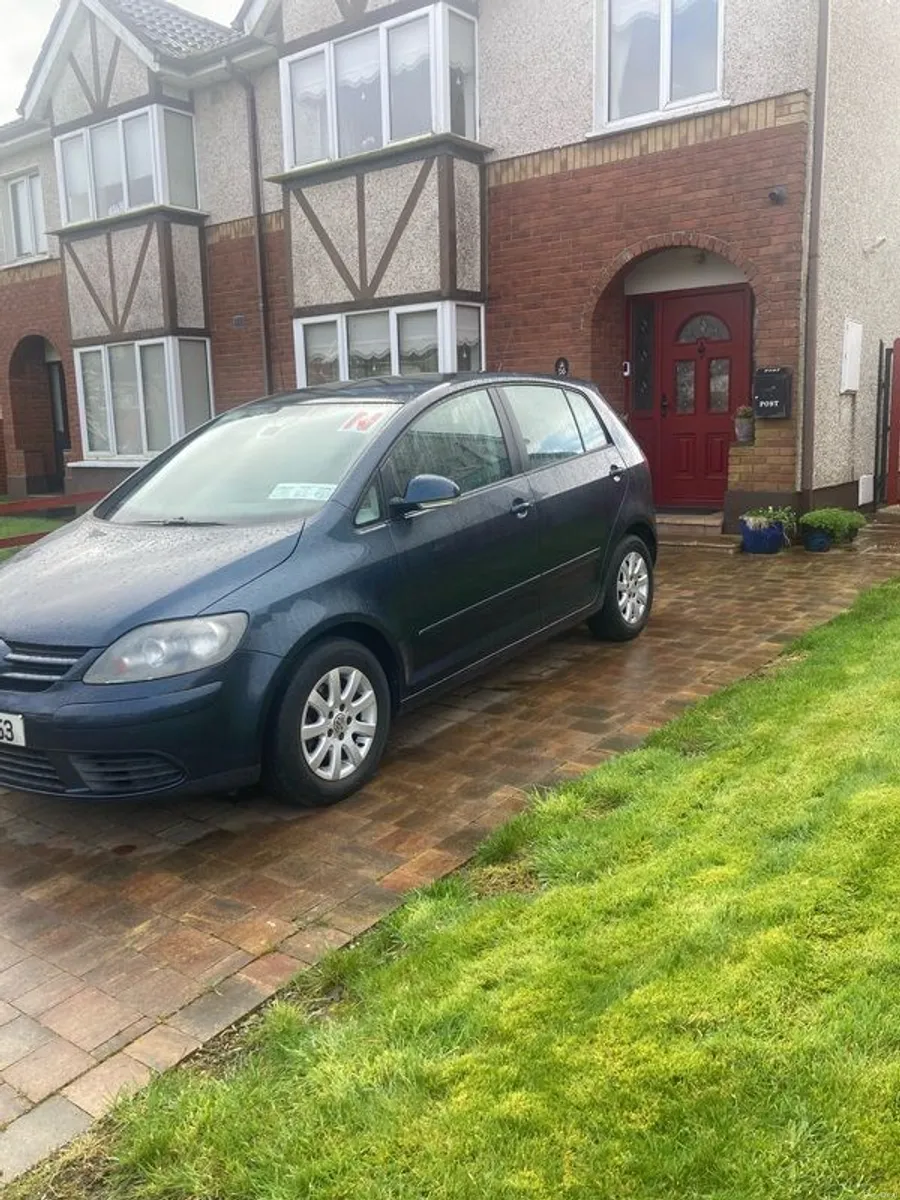2008 Volkswagen Golf - Image 3
