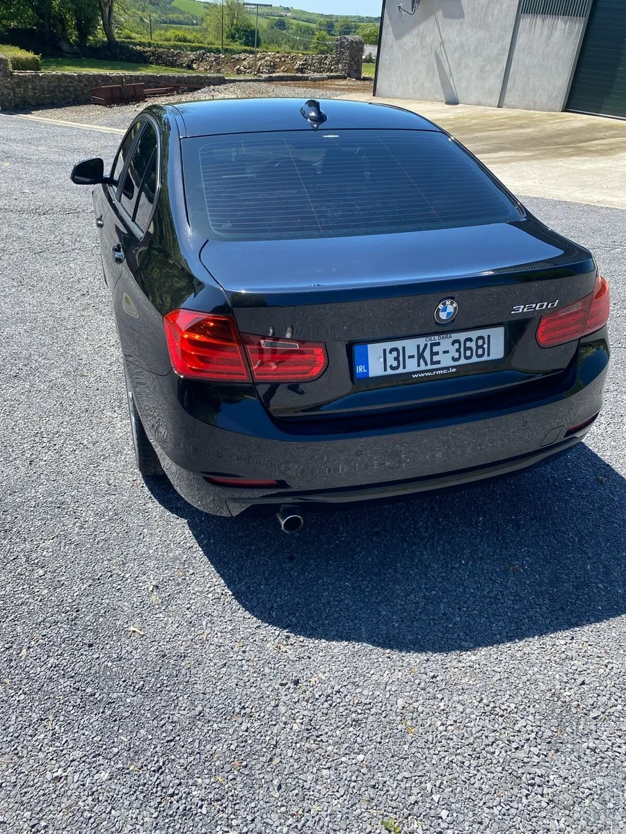 BMW 320d - Image 4