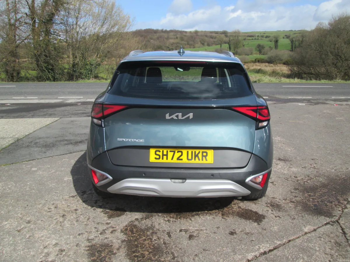 2023  KIA  SPORTAGE  1.6  T  GDI  ISG  2 - Image 6