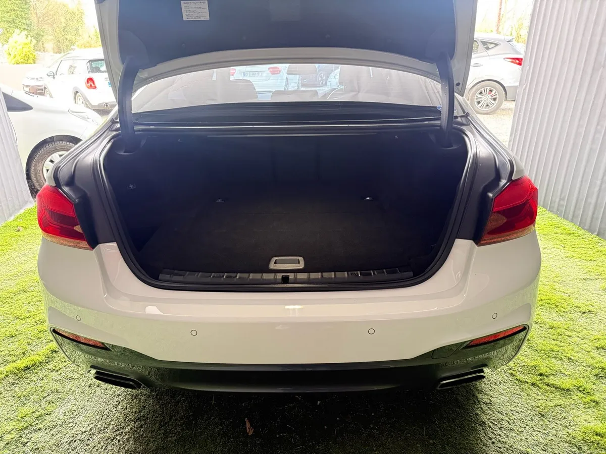 2019 BMW 530E G30 MSPORT PRO *70000KM* Full Spec - Image 3
