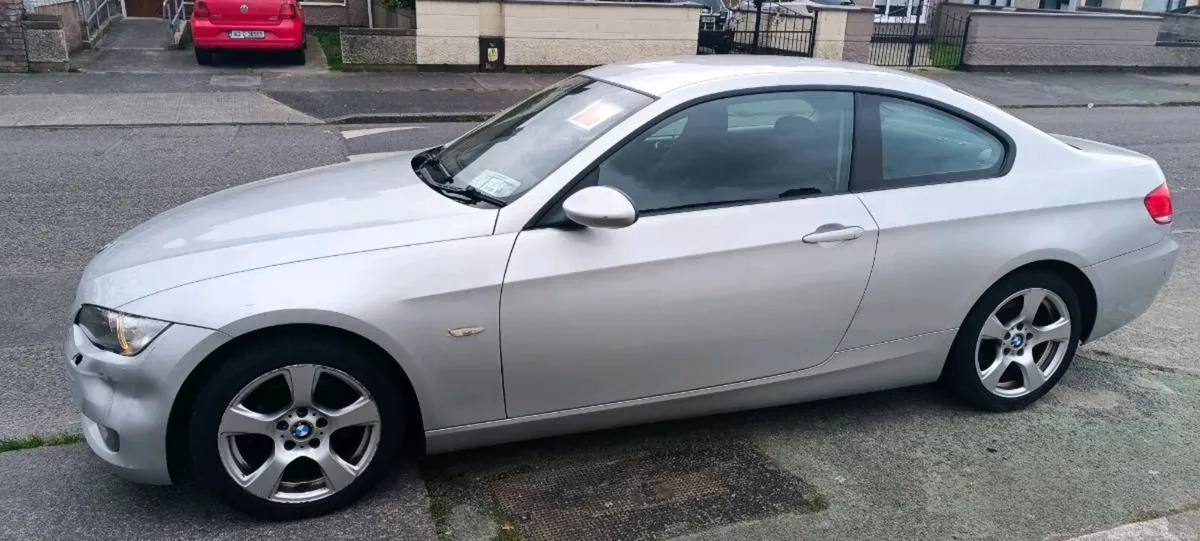 BMW 3 series 320i - Image 4