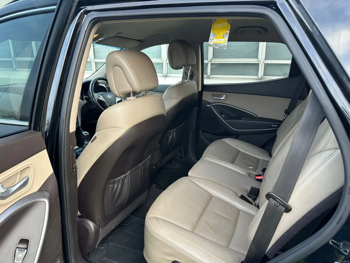 Hyundai Santa Fe 2015.    New nct 06/27 - Image 4