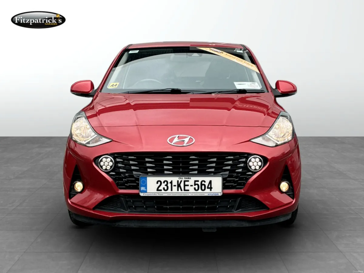 Hyundai i10 Deluxe 1.0 Petrol - Image 2