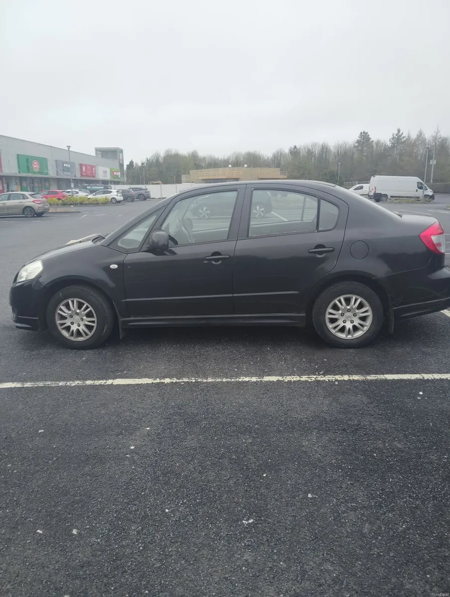 Suzuki SX4 2009 - Image 4