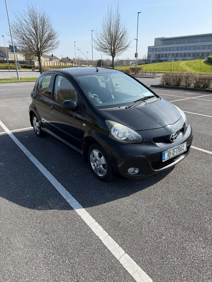 Toyota Aygo 2010 - Image 2