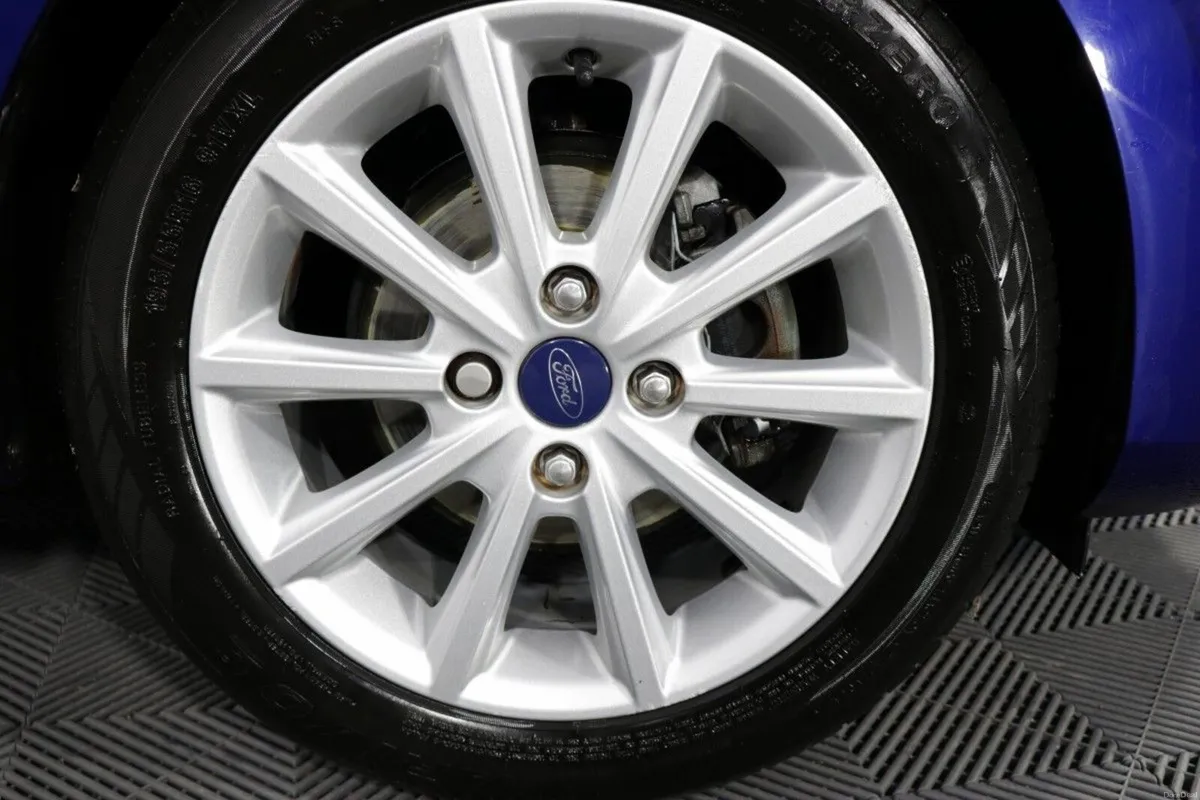 Ford Fiesta 1.0T EcoBoost 100 PS Titanium - Image 4