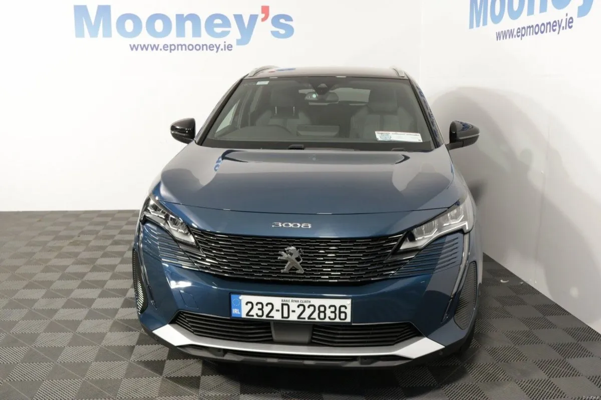 Peugeot 3008 1.5 130bhp Allure - Image 2