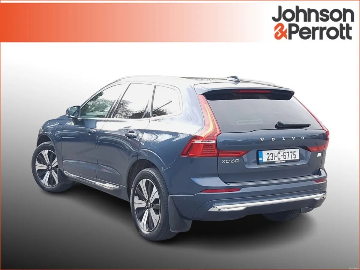 Volvo XC60 T6 350hp AWD PHEV Plus Bright  (Two Yea - Image 3