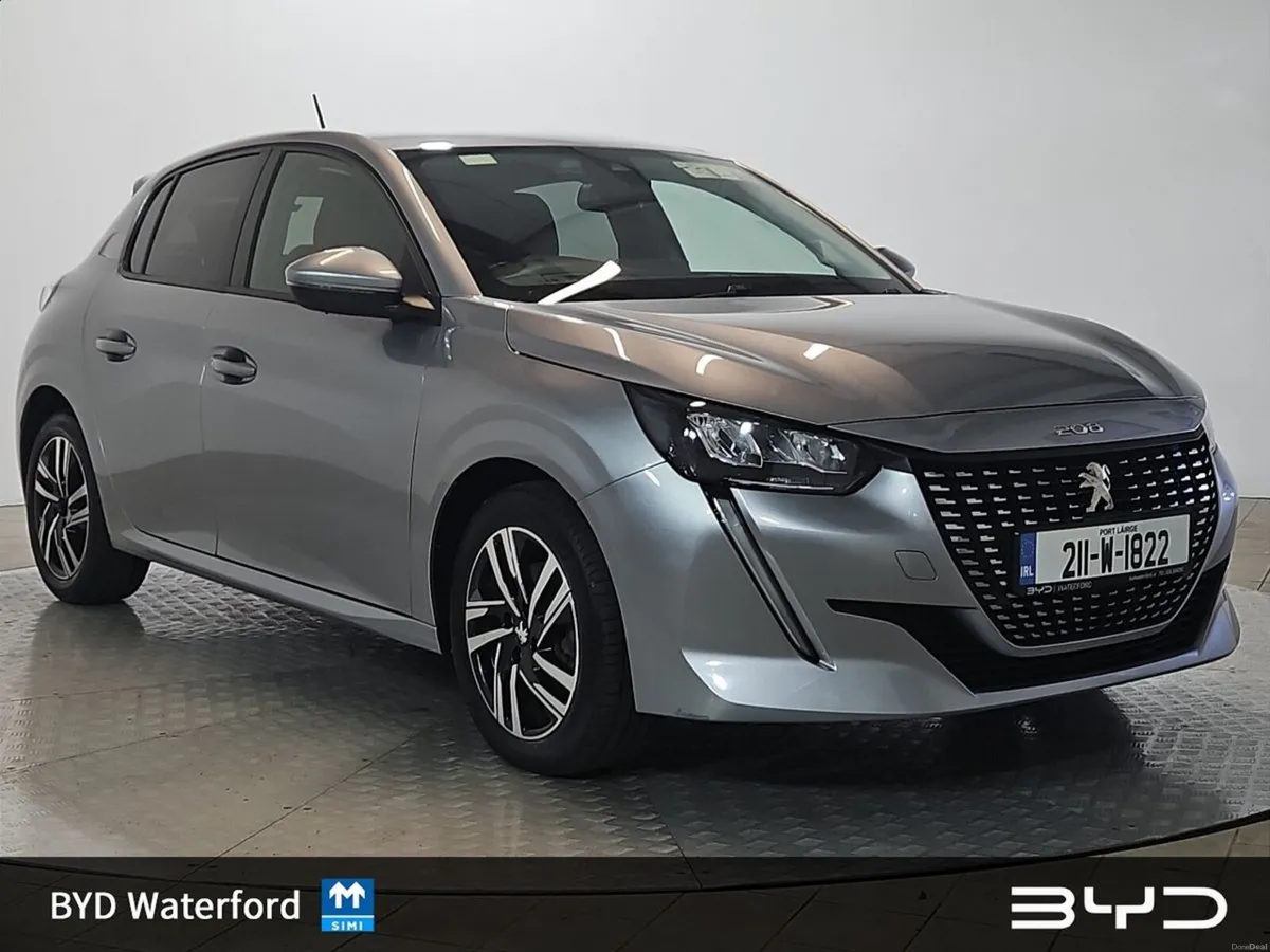 Peugeot 208 Allure **Petrol ** *Automatic* - Rever - Image 1