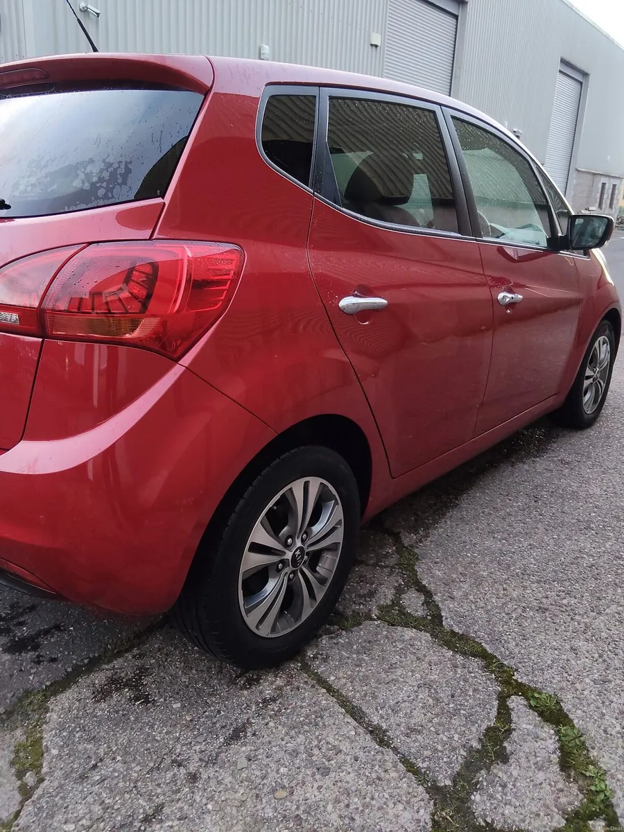 Kia Venga Automatic - Image 4