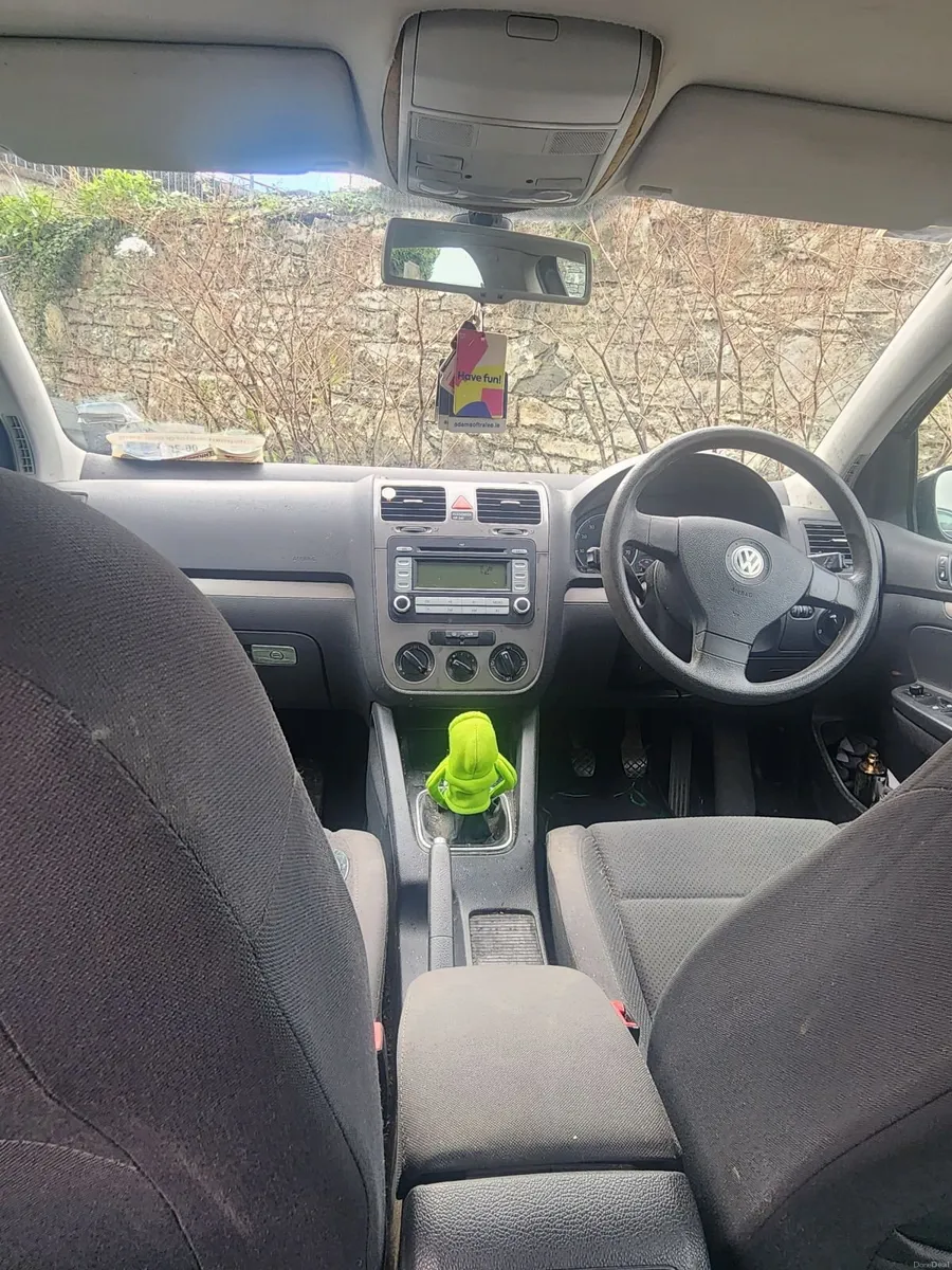 Volkswagen Golf 2008 1.6 petrol - Image 3