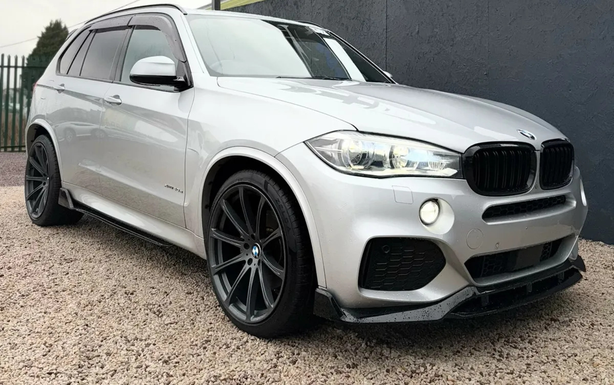 BMW X5 40E 2.0 Pan Roof Low KM 2016 - Image 4