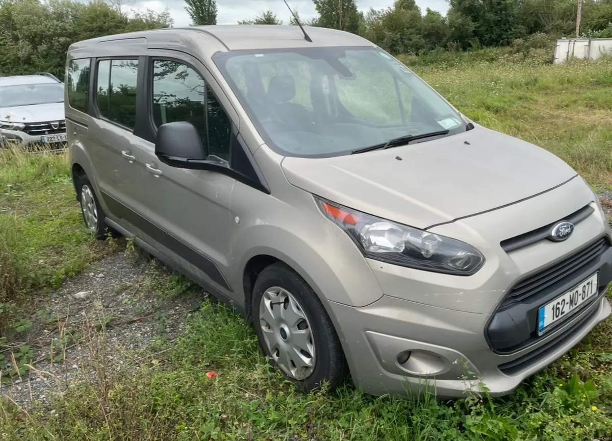 Ford connect wheelchair accessible 7 seater - Image 1