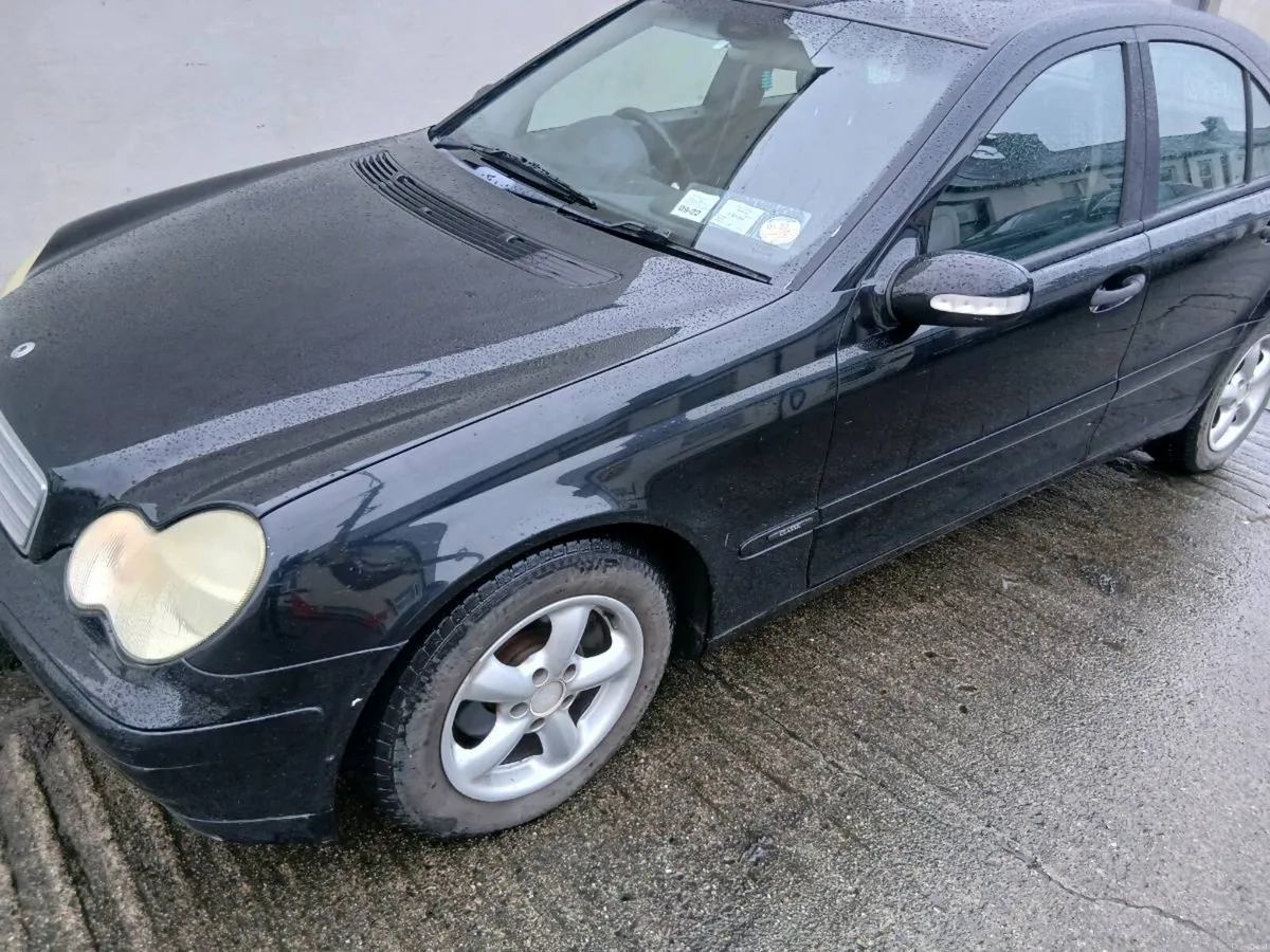 04 Mercedes C200 AUTOMATIC - Image 3