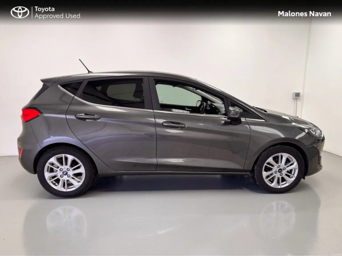 Ford Fiesta TITANIUM 1.0T 100 S6.2 M6 F 4DR - Image 3