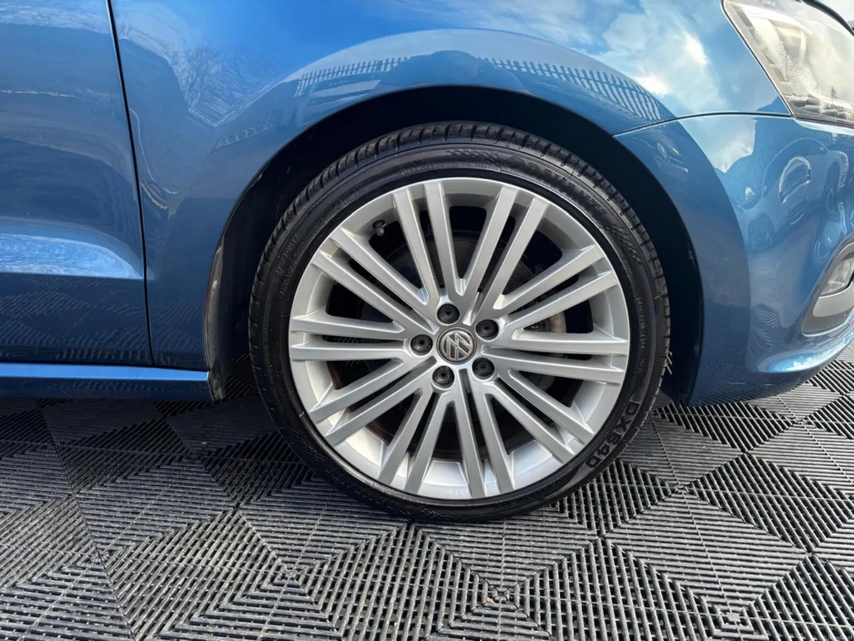 Volkswagen Polo Vw Polo GT-LINE 1.4, petrol, auto, - Image 3