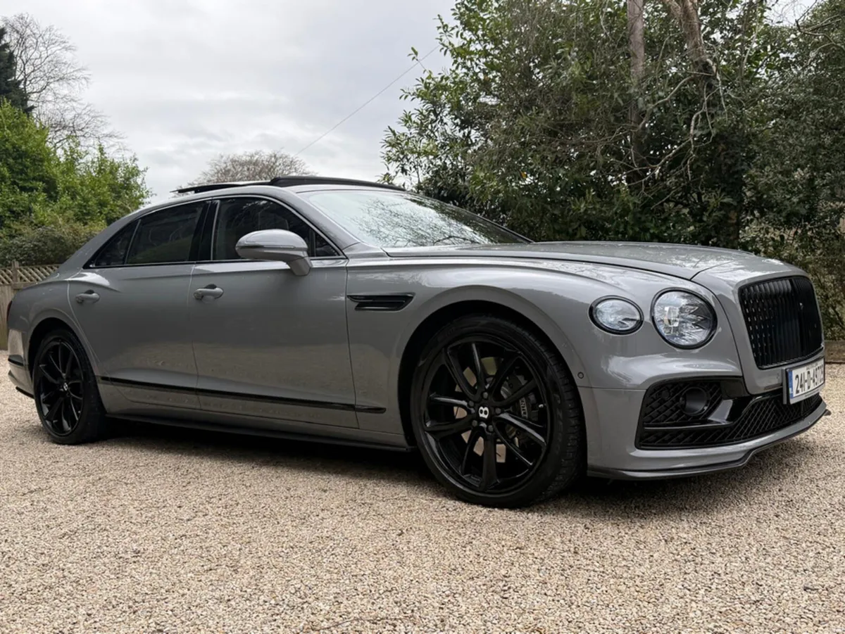 Bentley Flying Spur S 3.0 *Carbon Pack* - Image 2