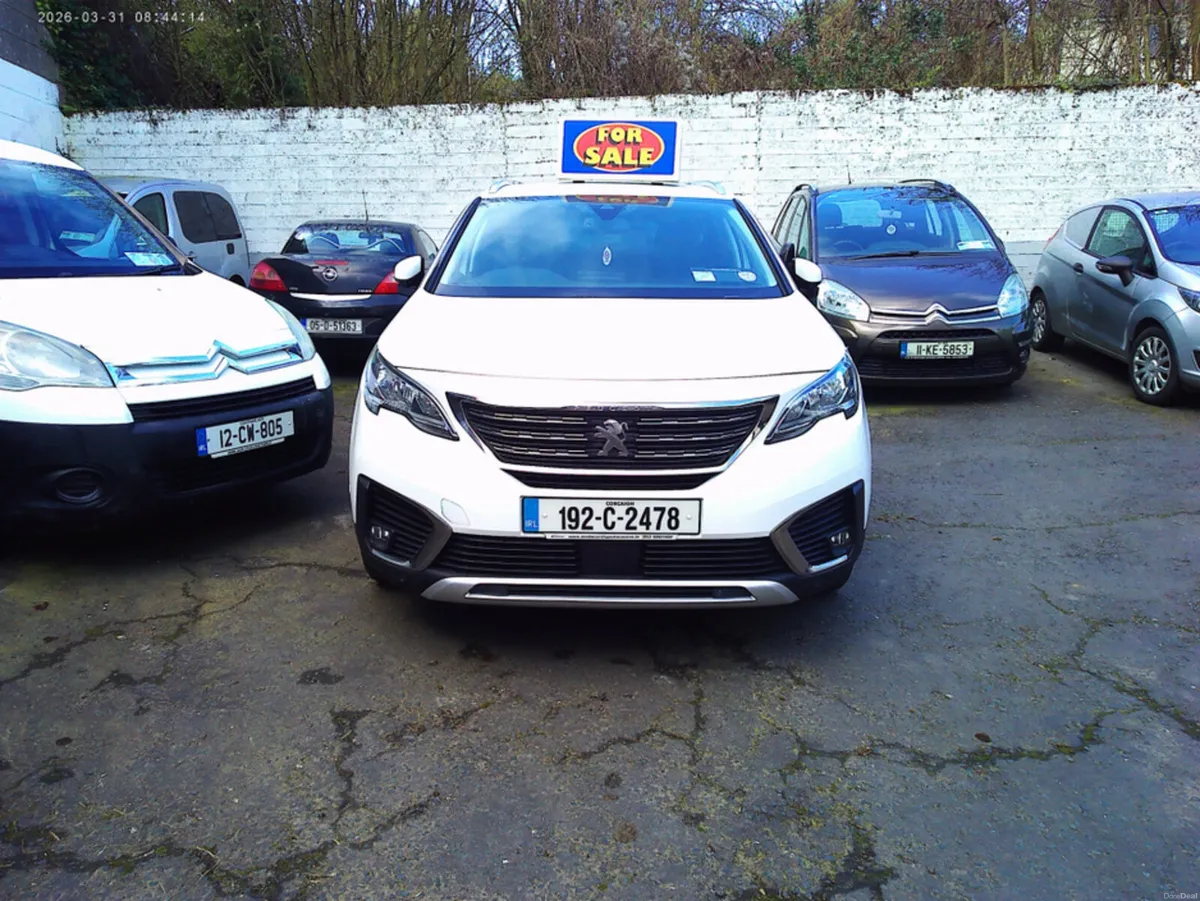 Peugeot 5008 ALLURE 1.5 BLUE HDI 130 6 6.2 4DR - Image 1