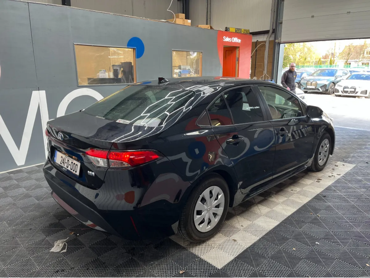 Toyota Corolla 2024 TOYOTA COROLLA HYBRID G 1.8 AU - Image 2