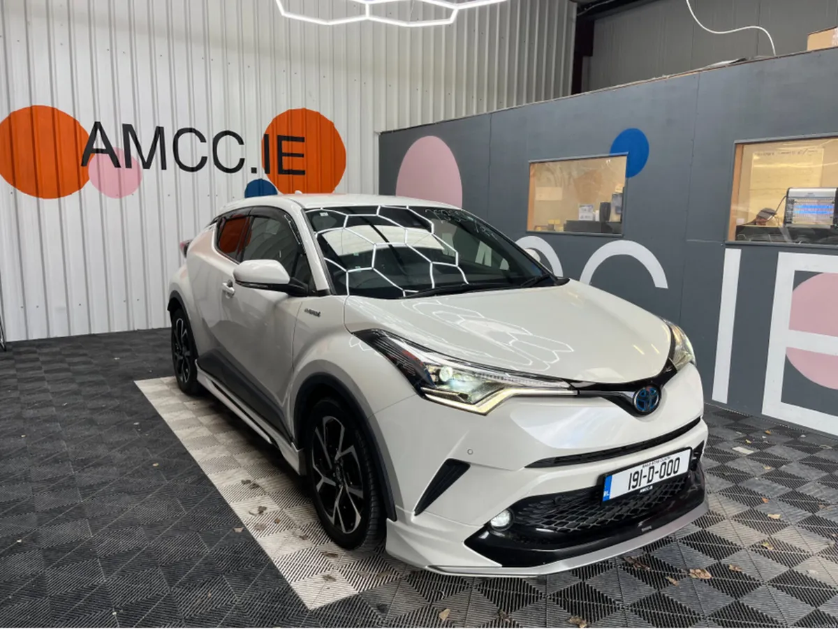 Toyota C-HR 2019 TOYOTA C-HR G 1.8 AUTOMATIC / CRU - Image 1