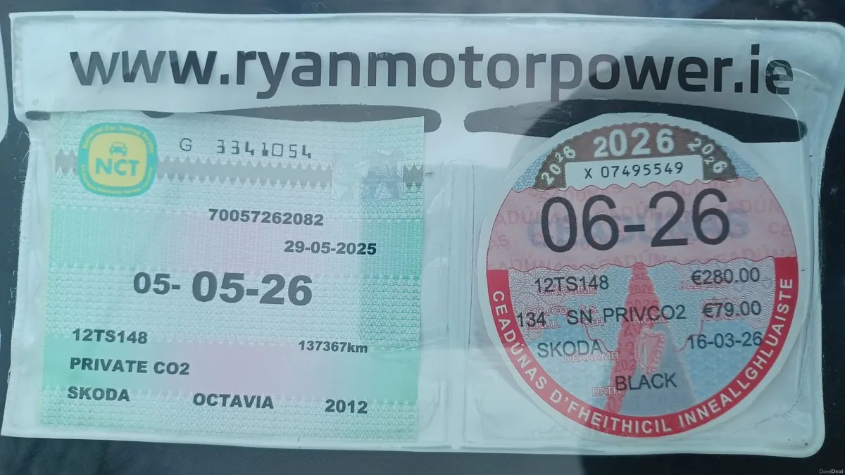 12 Skoda Octavia  1.2 petrol - Image 3