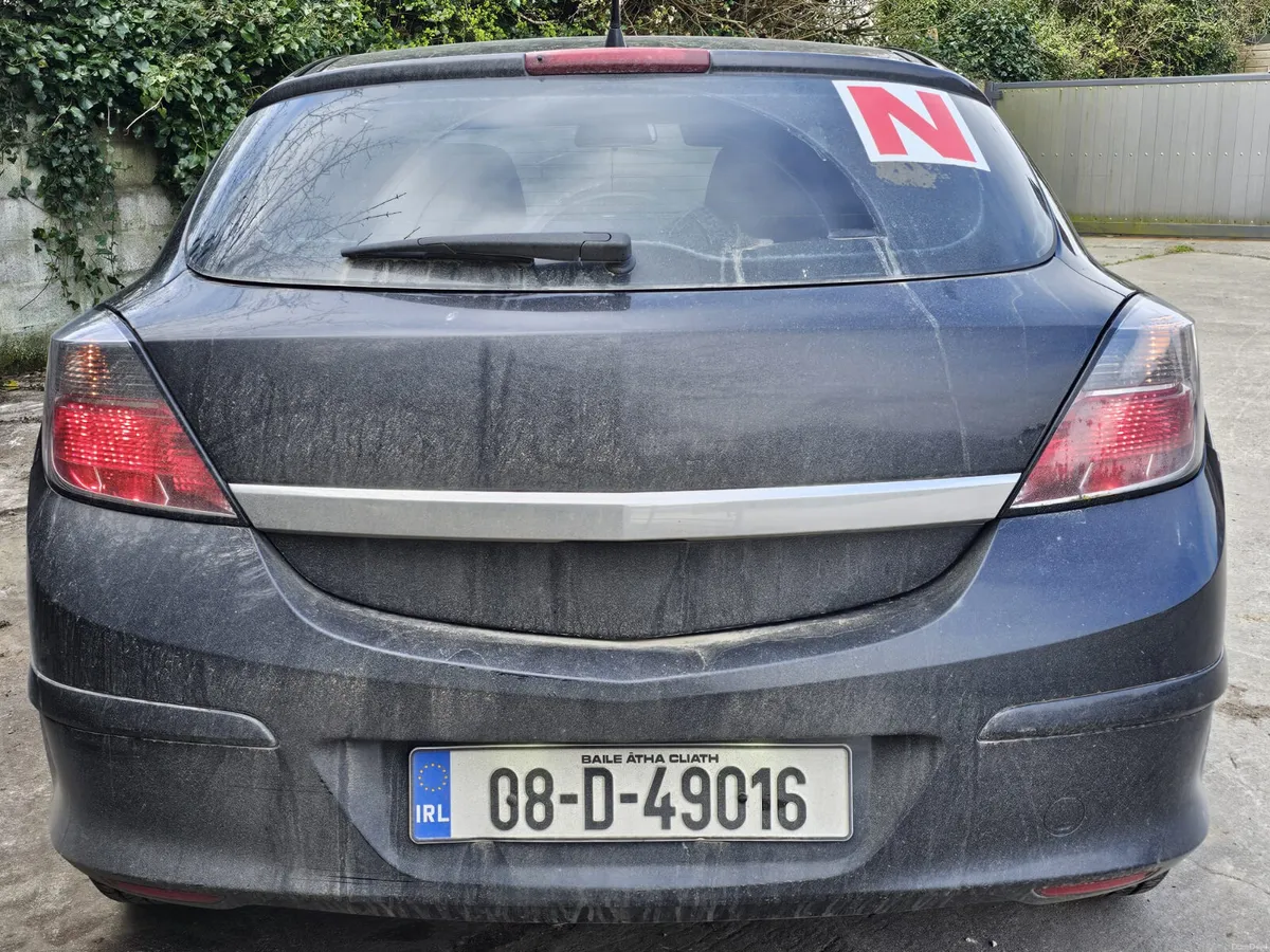 Opel Astra 2008 petrol nct&tax €899 - Image 3