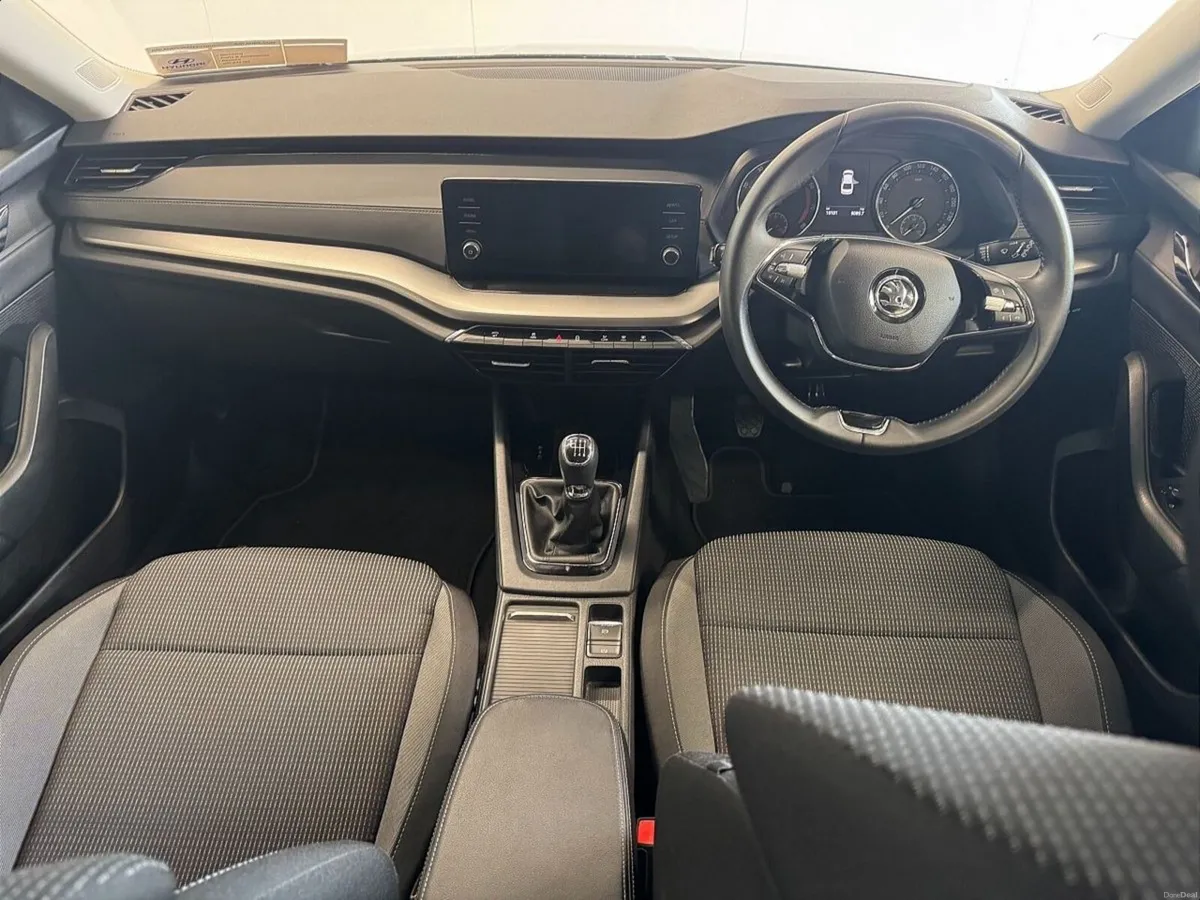 Skoda Octavia OCTAVIA AMB 1.0TSI 110HP - Image 4