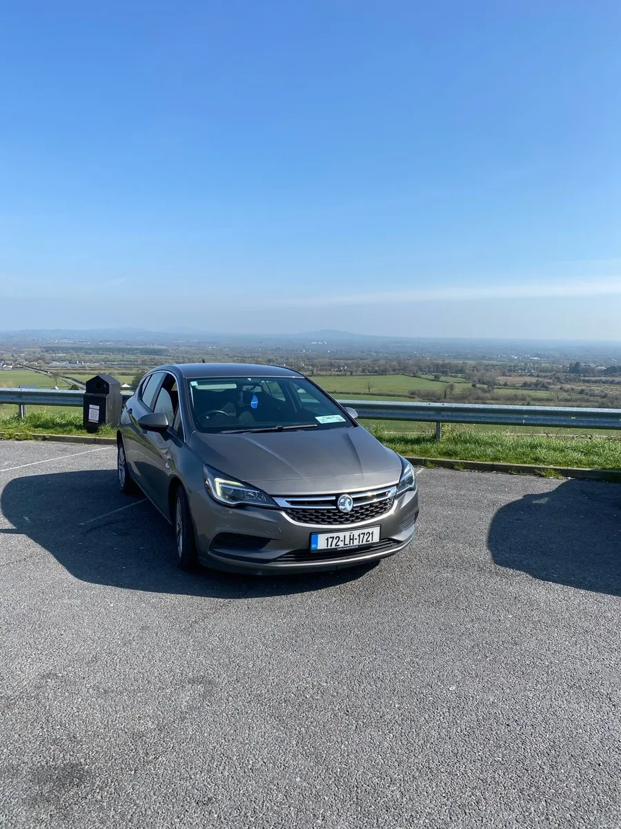 Vauxhall Astra - Image 1