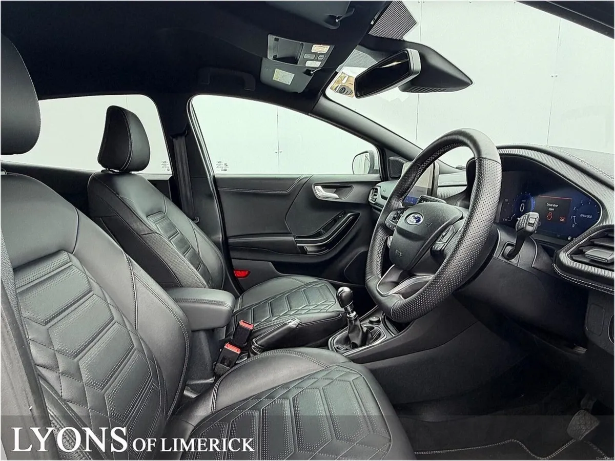 Ford Puma 1.0L EcoB Hybrid 155PS ST-Line X Gold - Image 4