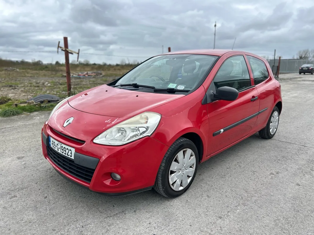 2008 Renault Clio NCT 12/26    Tax 4/26 - Image 1