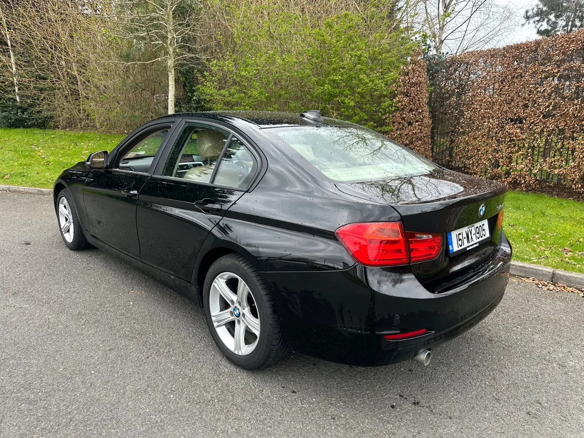 BMW 3-Series 2015 Manual low Kms - Image 3